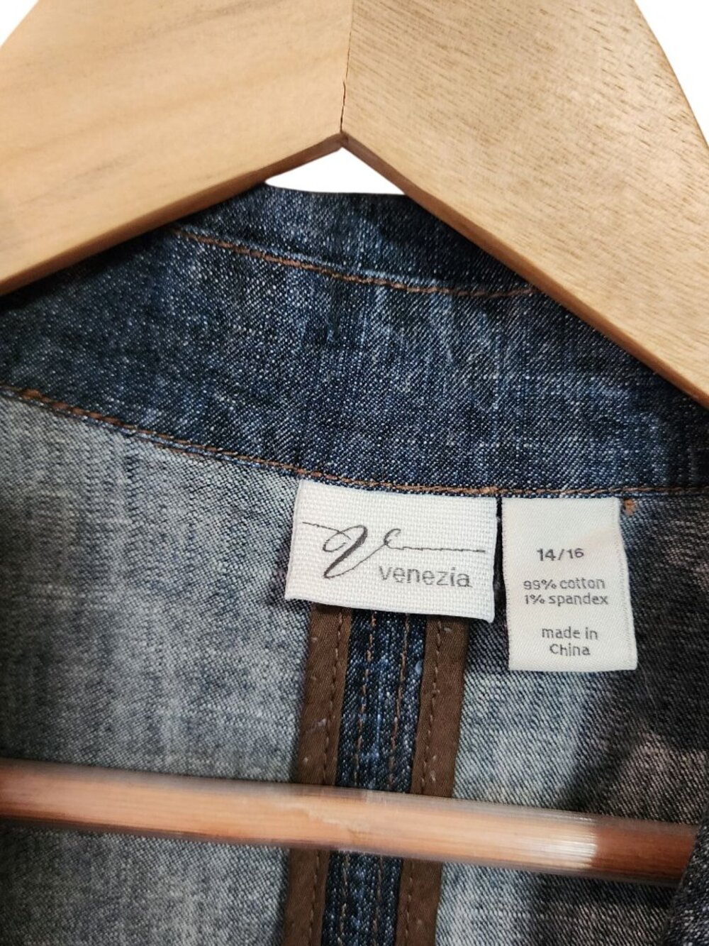 Venezia Jeans Denim Jean Jacket Womens Size 14 / 16 - Picture 3 of 3